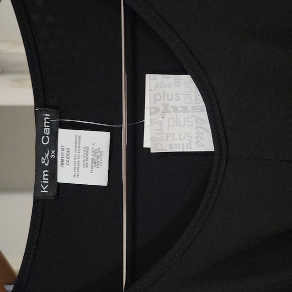 🌿2 for $20 kim & cam top 3x - Picture 2 of 4